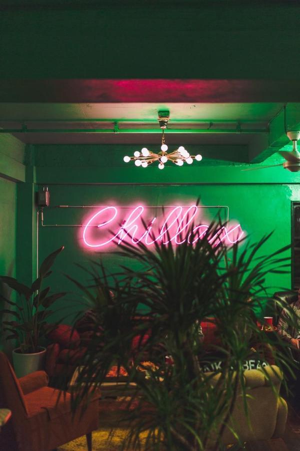 Hostel Chillax Osaka Eksteriør billede